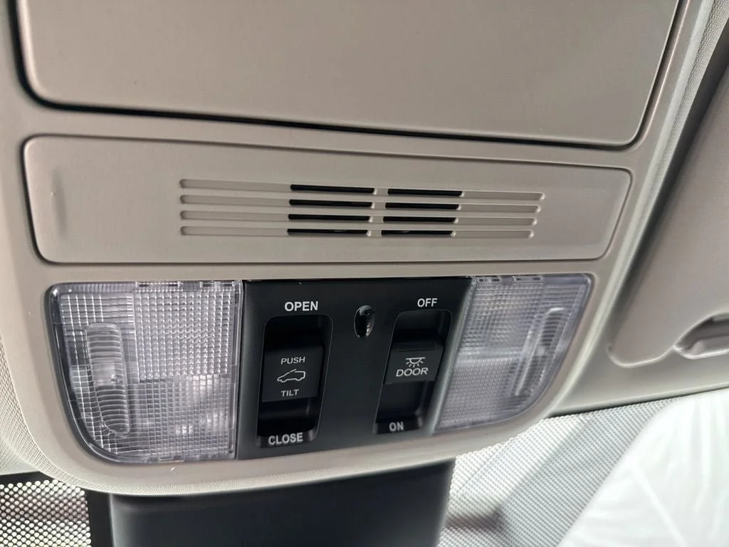 2026 Honda Odyssey EX-L - Photo 24