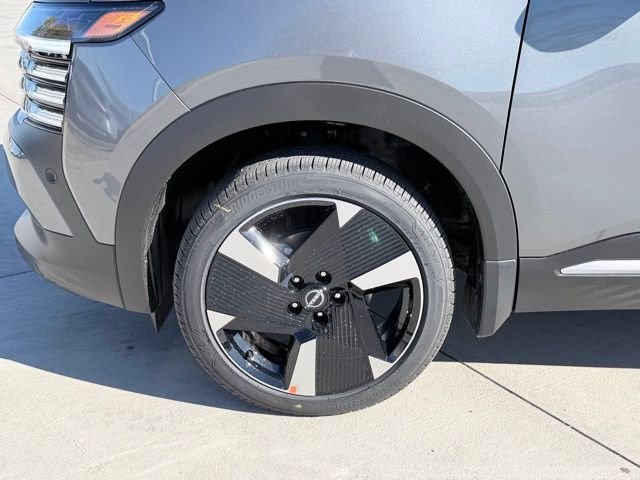 New 2026 Gun Metallic Nissan SR image 30