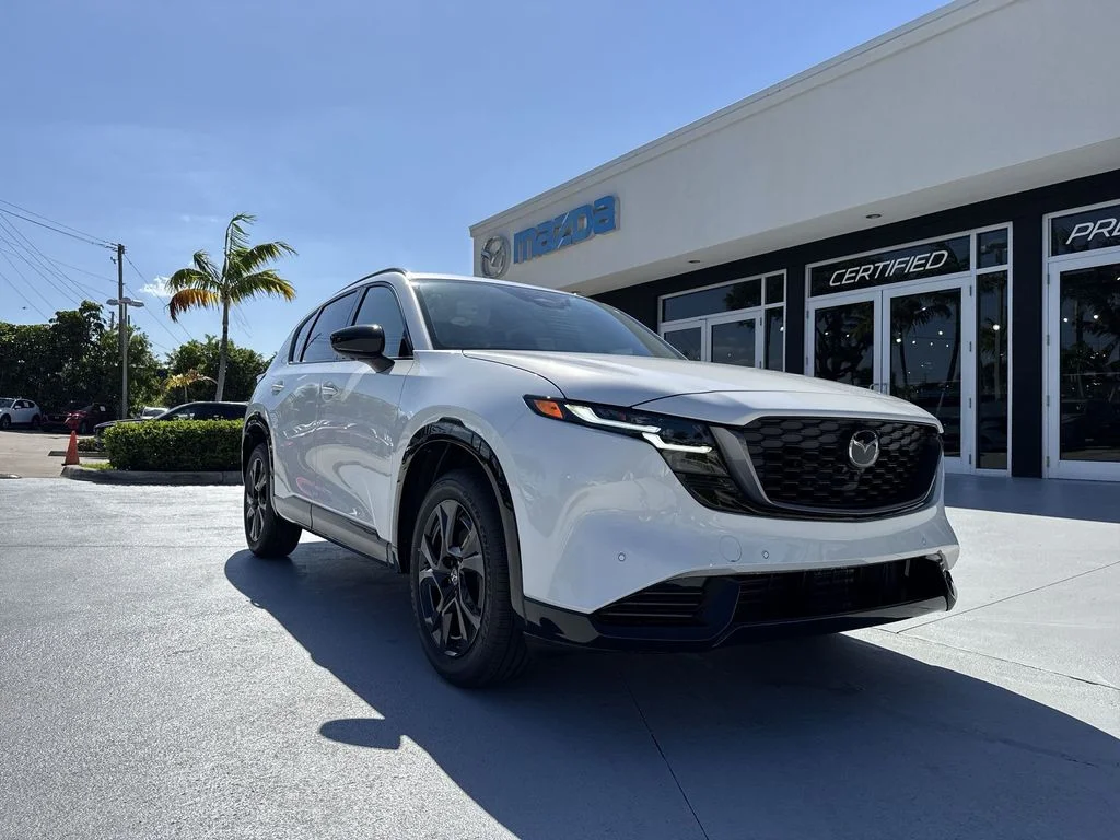 New 2026 White Metallic Mazda 2.5 S Premium Plus AWD image 30
