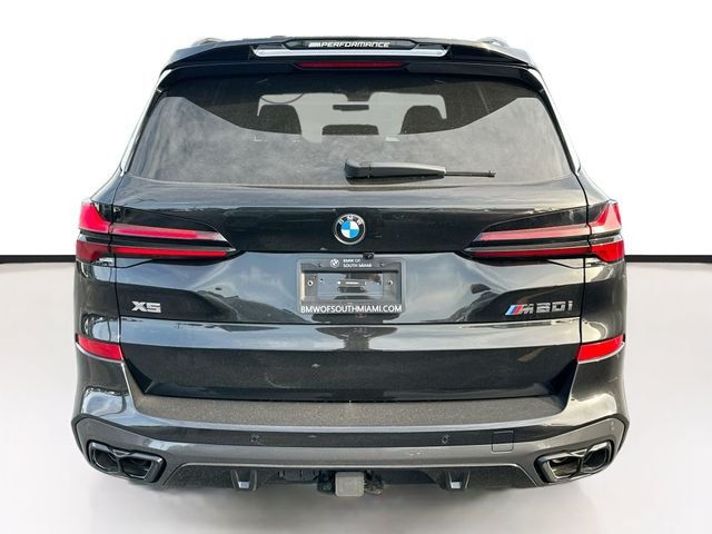 New 2026 Black BMW M60i image 5