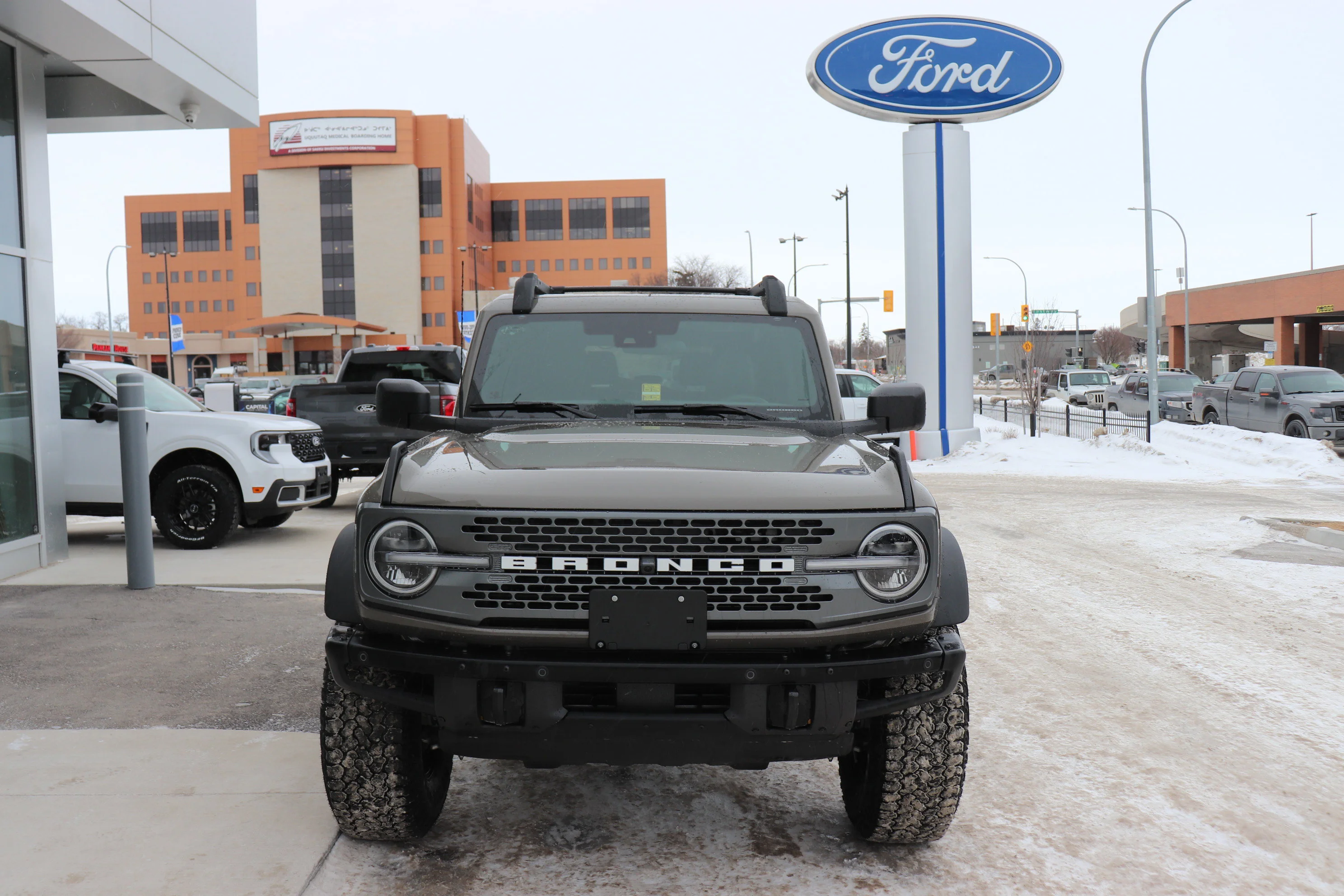 New 2026 MARSH GREY Ford Badlands image 2