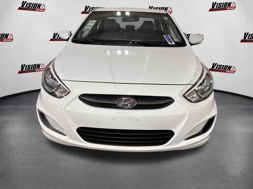 Used 2016 White Hyundai SE image 2
