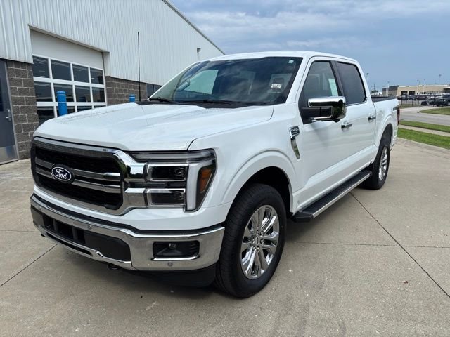 New 2026 White Ford Lariat image 3
