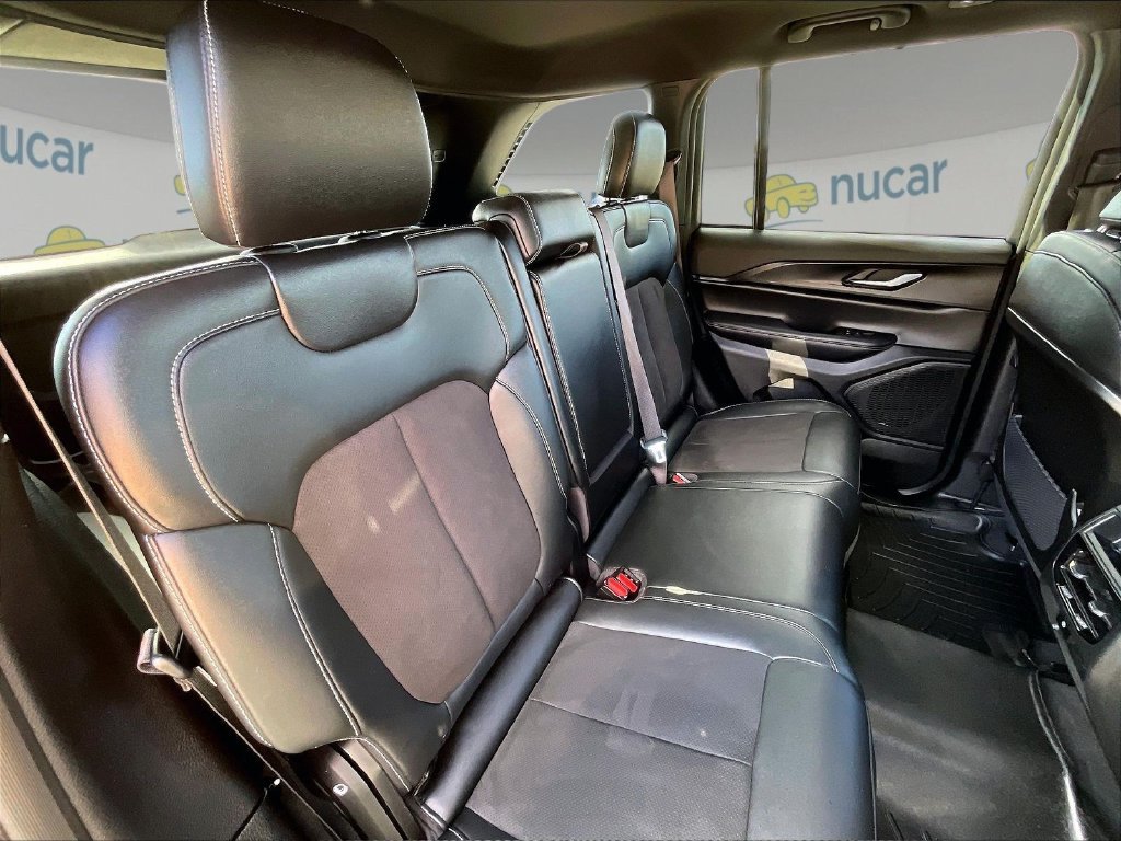 Used 2023 Bright White Clearcoat Jeep Altitude X image 15