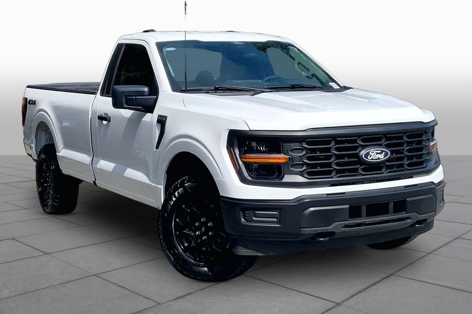 Used 2025 Oxford White Ford XL image 3
