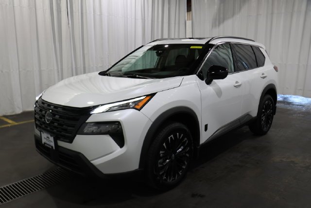 2026 Nissan Rogue Dark Armor - Photo 24
