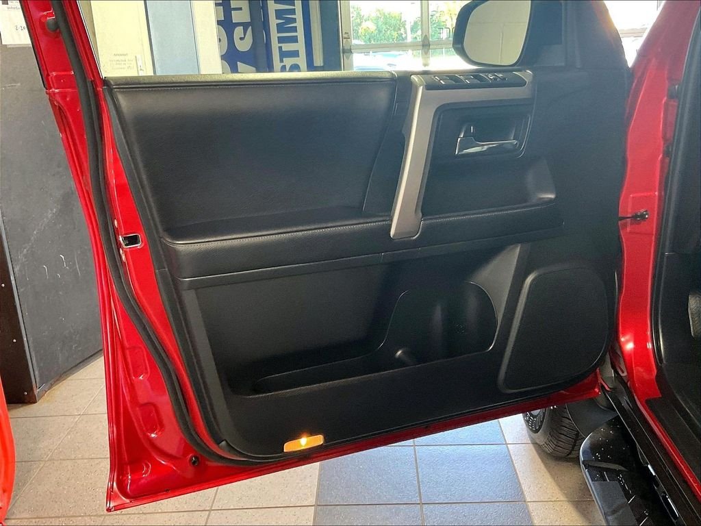 Used 2022 Red Toyota SR5 image 9