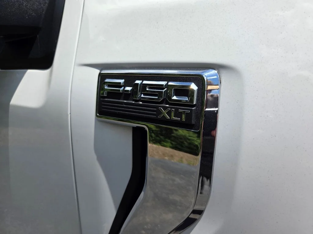 Used 2022 White Ford XLT image 22