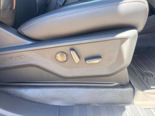 New 2026 Oxford White Ford Lariat image 78