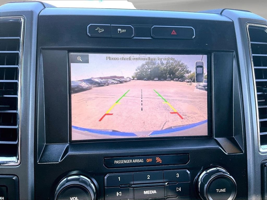 Used 2015 Blue Ford XLT image 17
