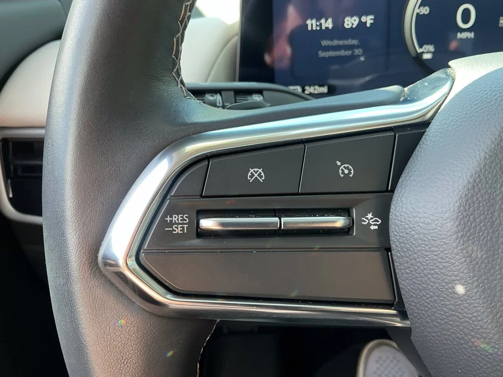 Used 2025  Honda Touring image 35