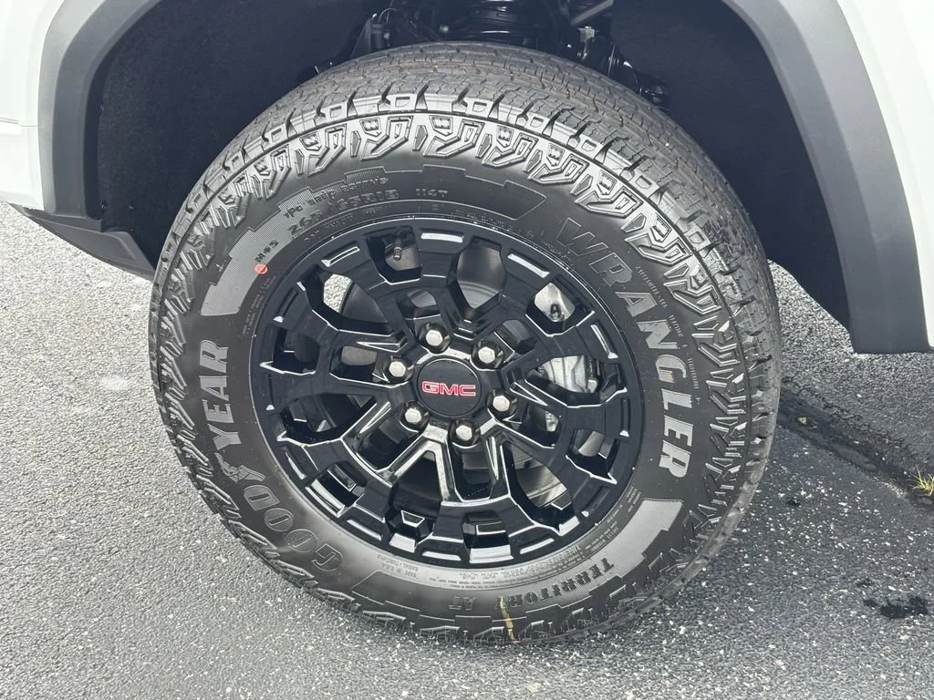 New 2026 Summit White GMC Elevation image 10