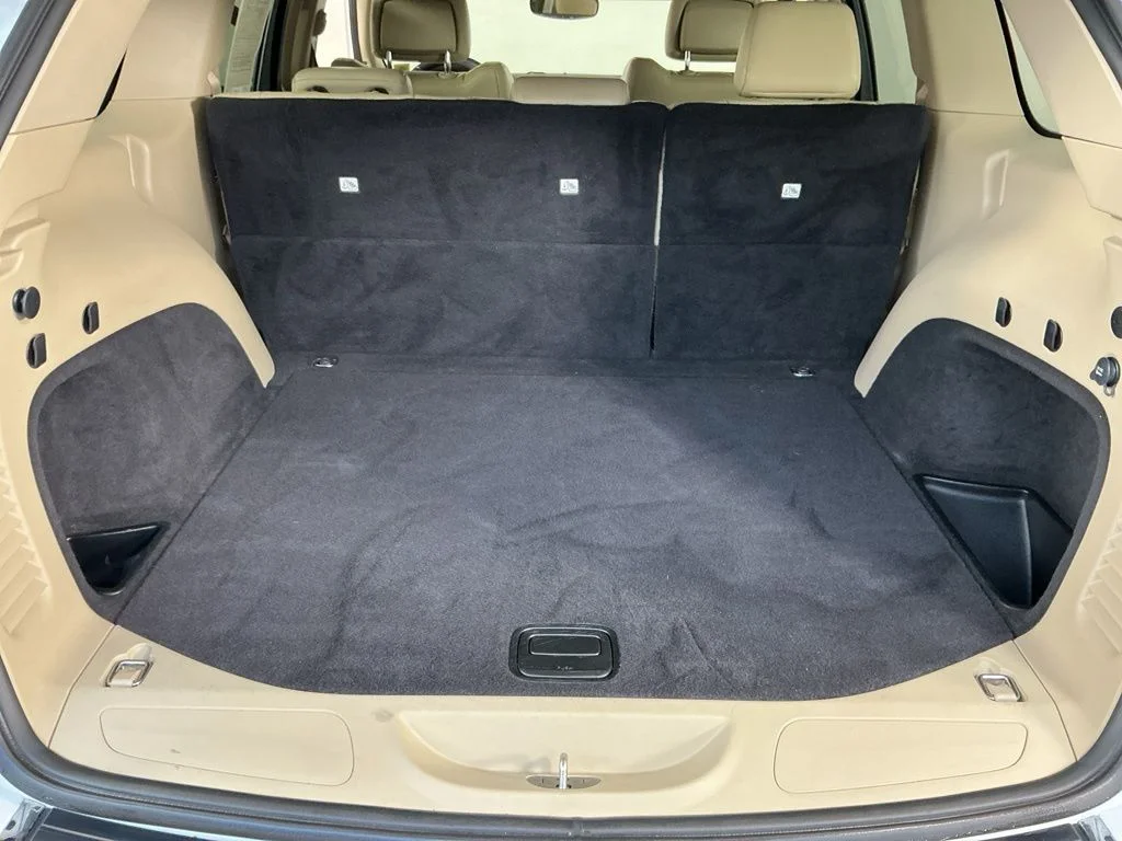 Used 2020 White Jeep Limited image 16