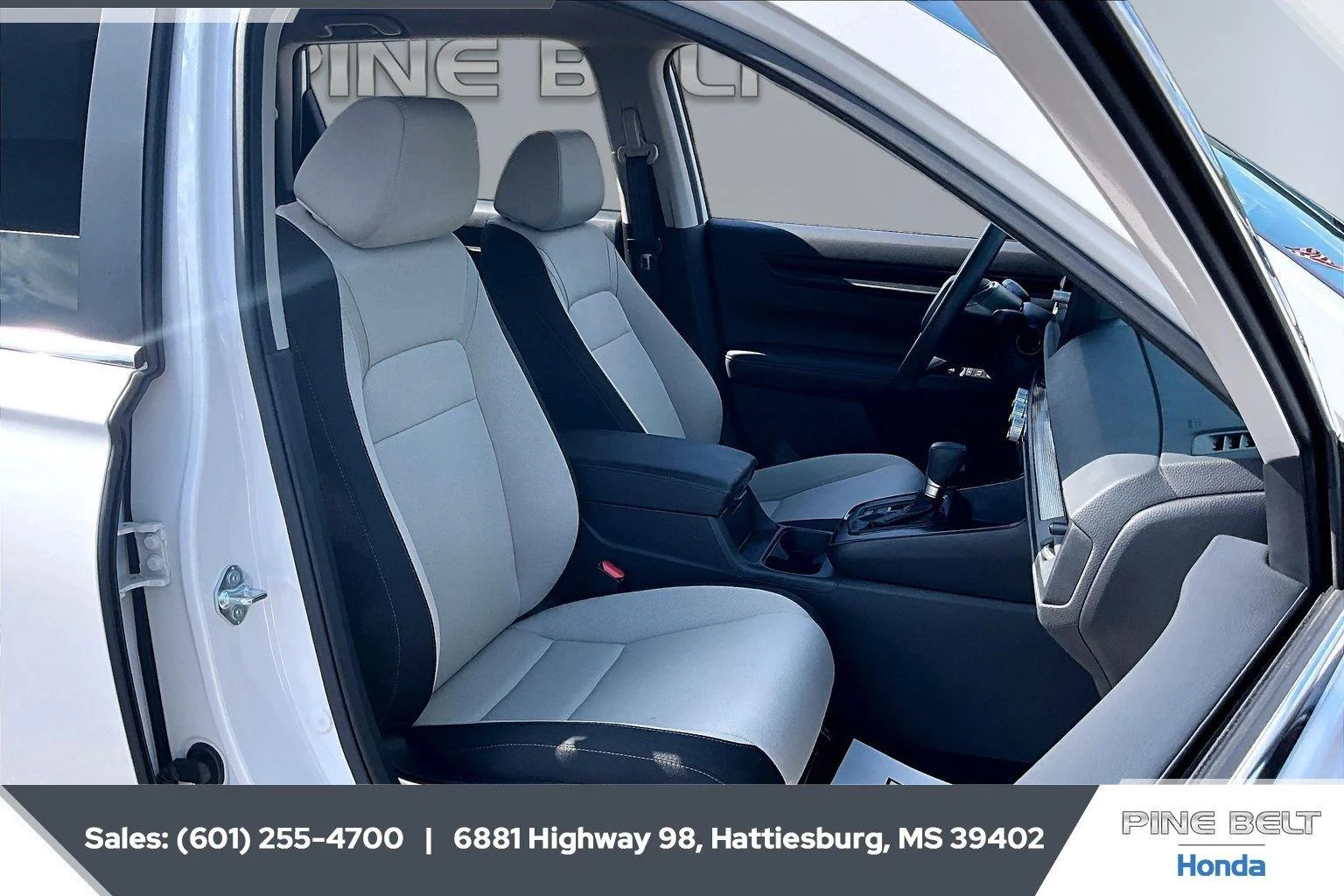 Used 2026 Platinum White Pearl Honda LX image 6