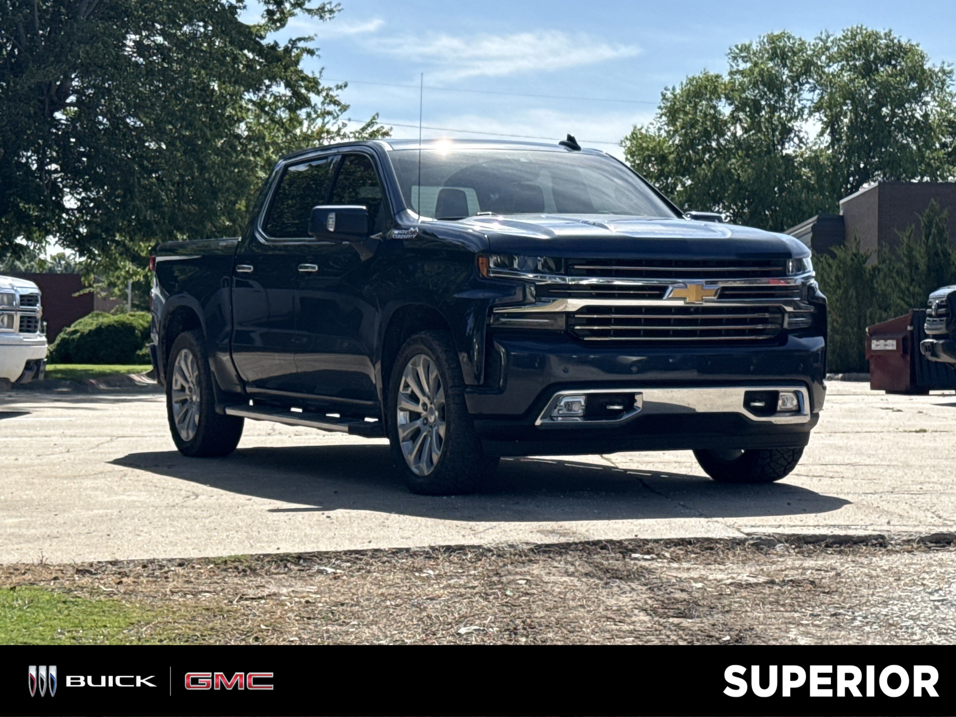 2019 Chevrolet Silverado 1500 High Country 4X4 Crew Cab Short Box's photo
