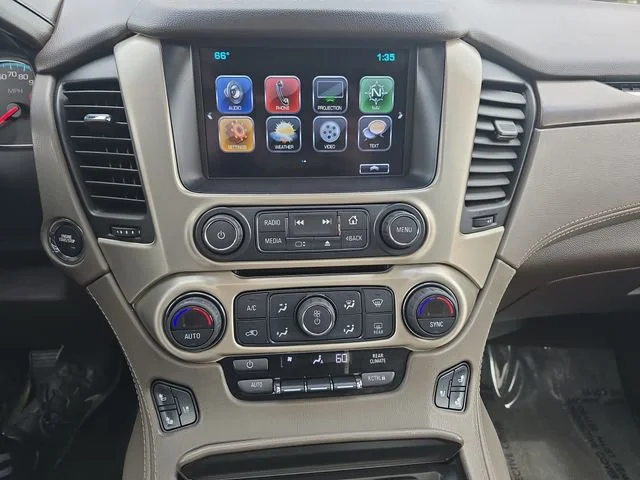Used 2018 WHITE FROST TRICOAT GMC Denali image 23