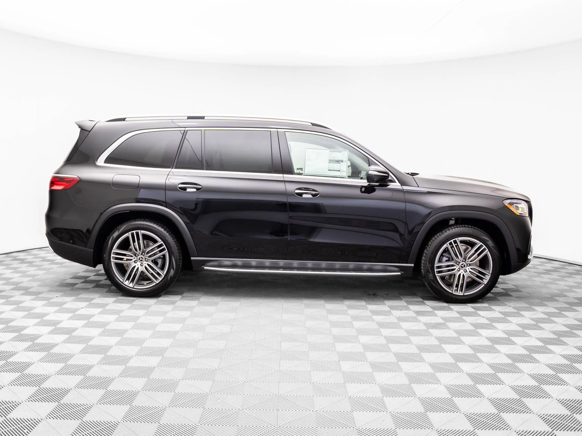 New 2026 Black Mercedes-Benz GLS 450 image 6