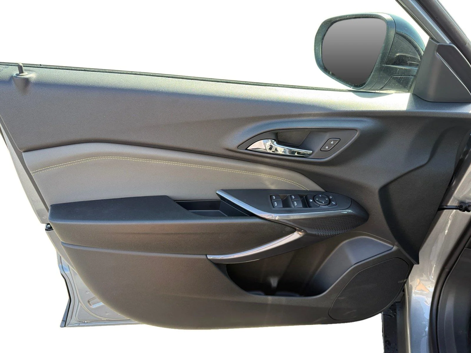 2026 Chevrolet Trax Activ - Photo 9