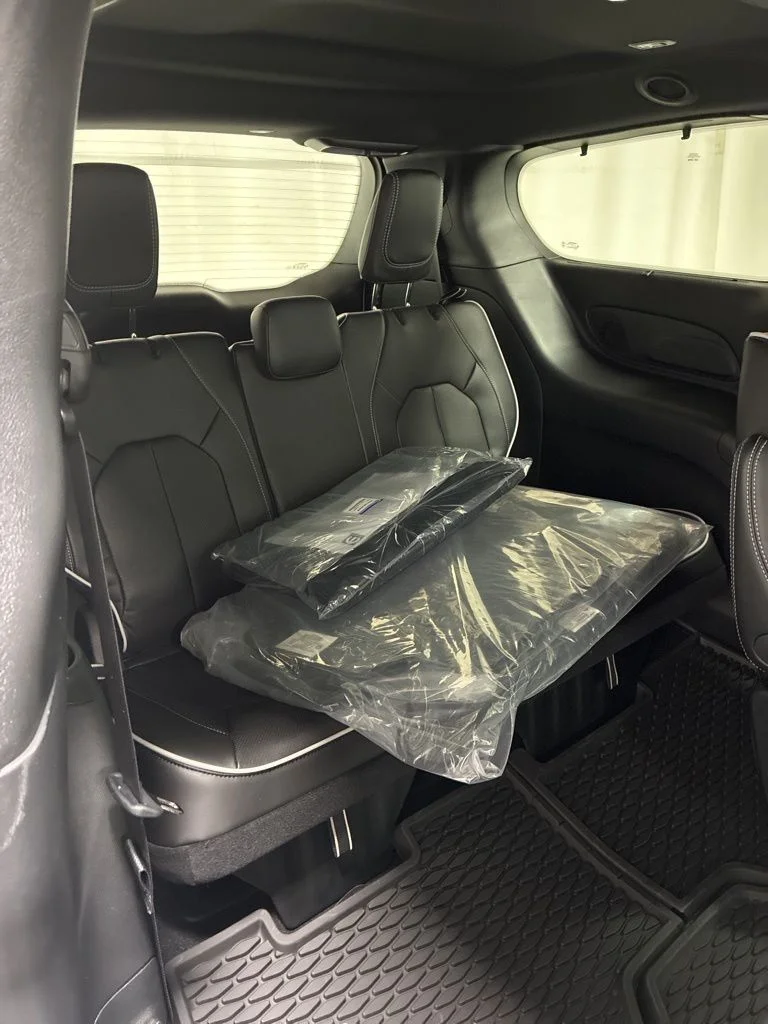 New 2026 White Chrysler Limited image 30