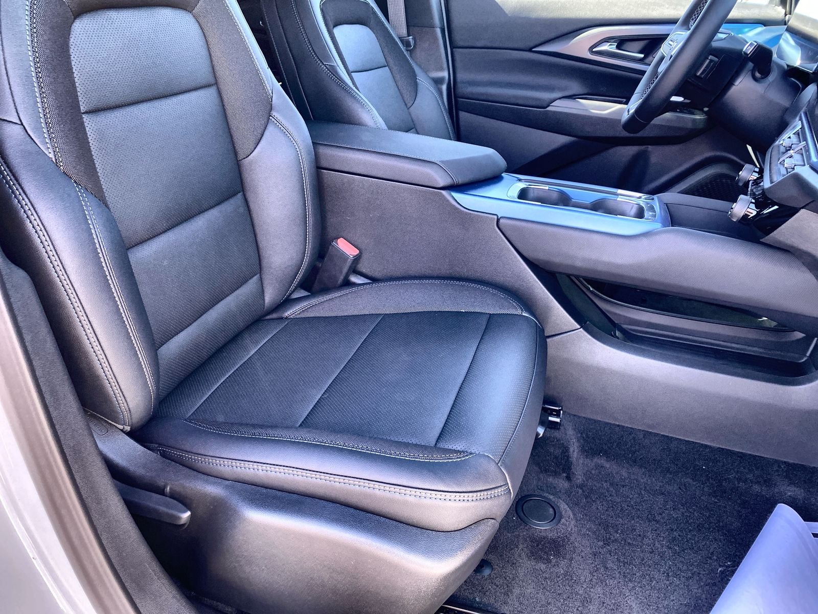 2026 Chevrolet Equinox EV 2LT - Photo 85