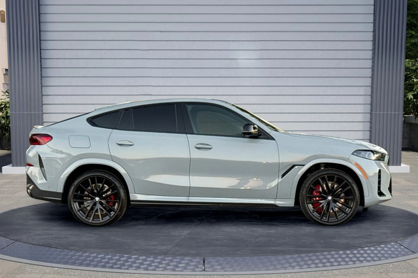 New 2026 Brooklyn Grey Metallic BMW M60i image 3