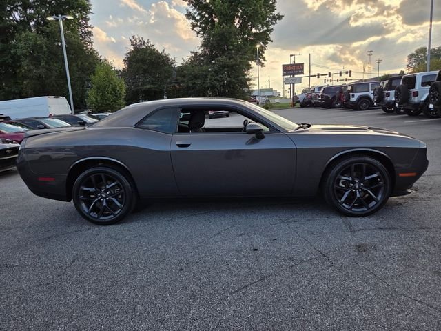 Used 2023 Gray Dodge SXT image 10