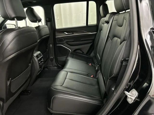 Used 2024 Black Jeep 4xe image 27