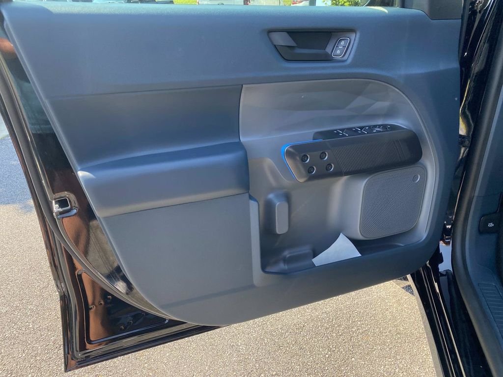 Certified Used 2025 Shadow Black Ford Lobo Standard image 15