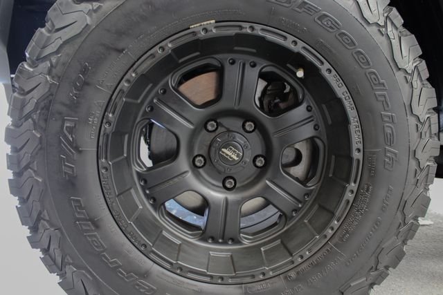 Used 2020 Gray Jeep Unlimited Sport S image 15