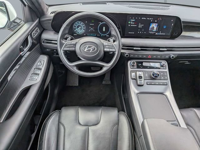 Used 2024 White Hyundai Calligraphy image 19