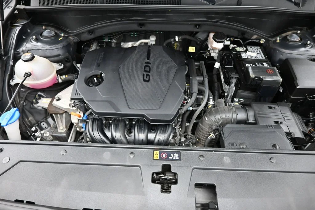 Used 2023 Gray Hyundai SEL image 15