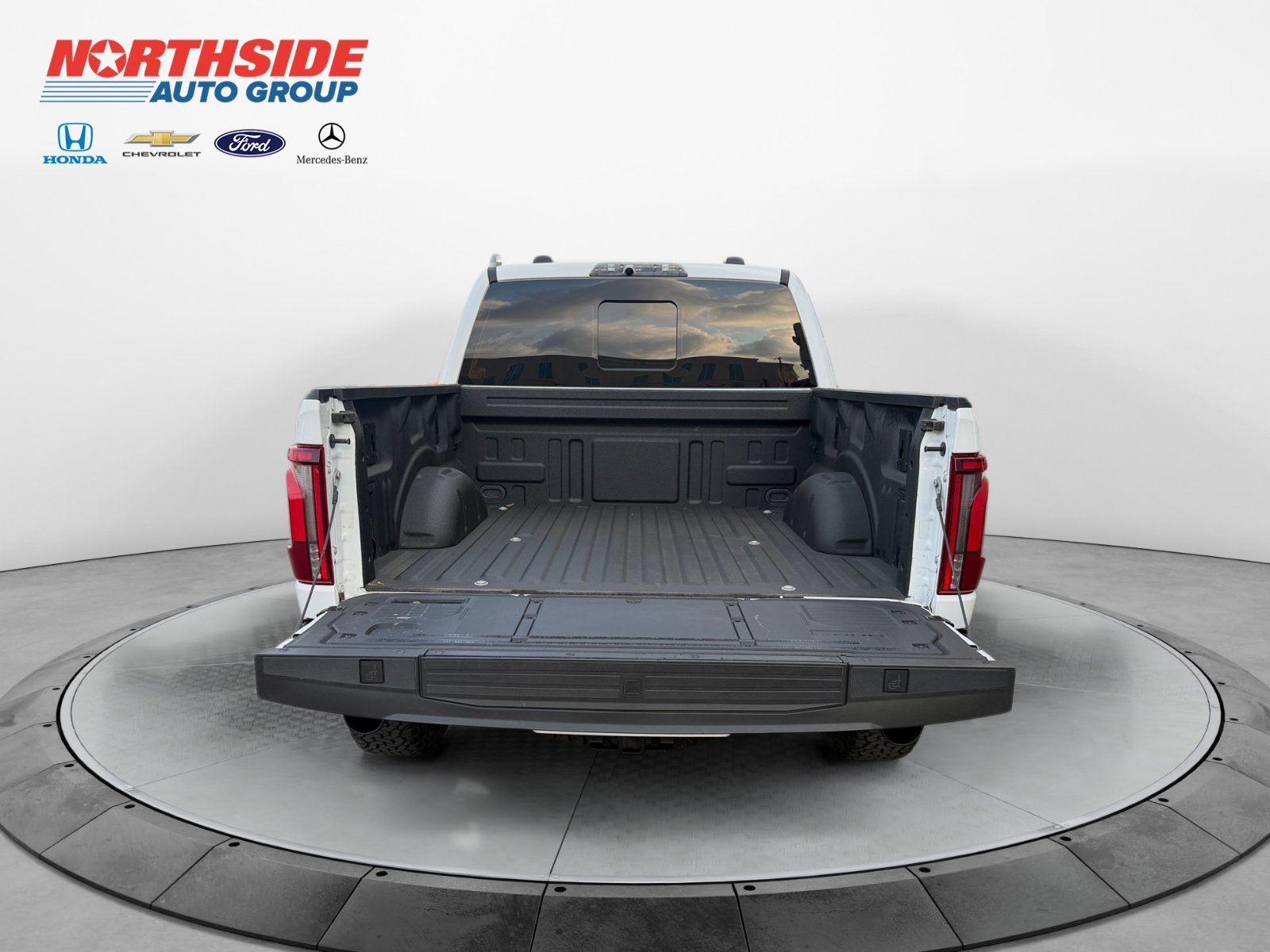 Certified Used 2024 Oxford White Ford Raptor image 19