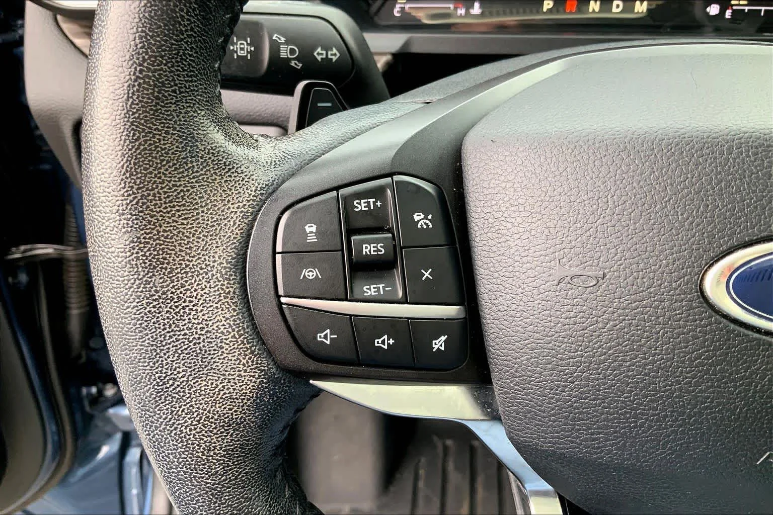 Used 2020 Blue Metallic Ford Limited image 23