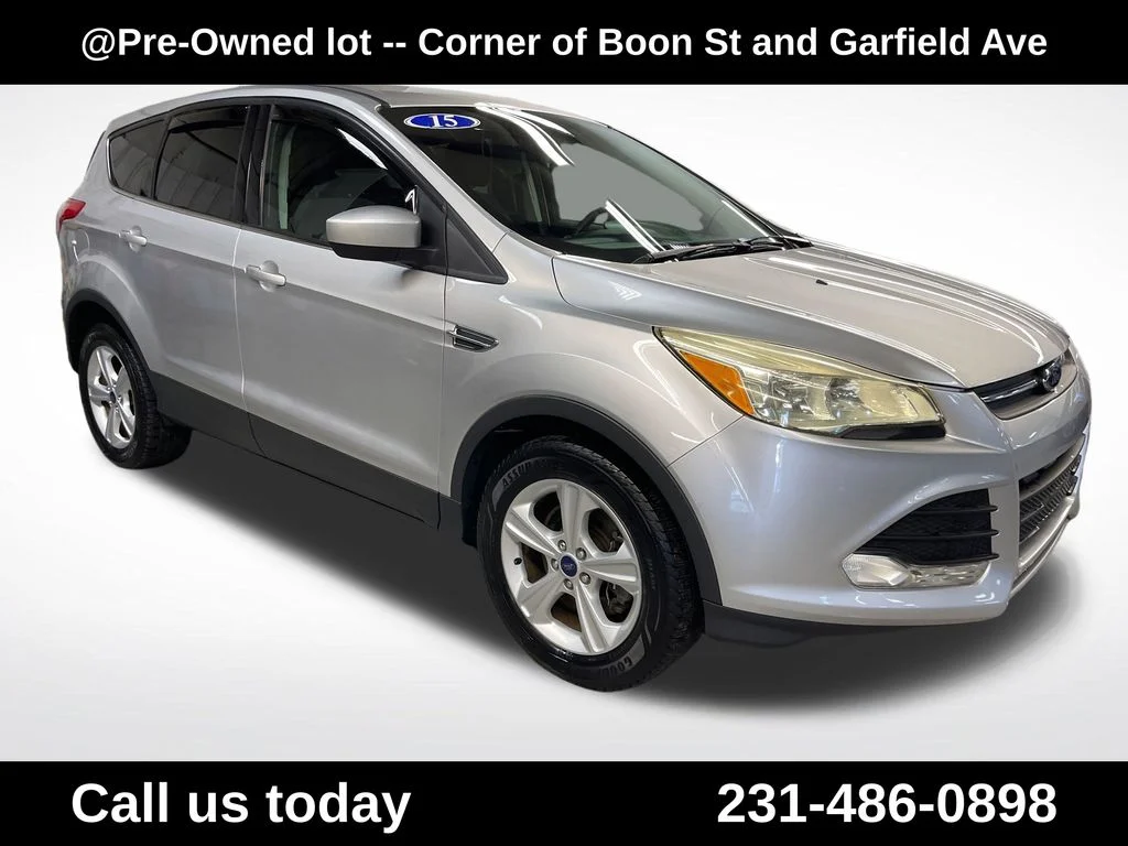 Used 2015 Silver Ford SE image 12