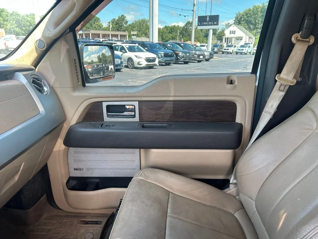 Used 2014 Oxford White Ford Lariat image 14
