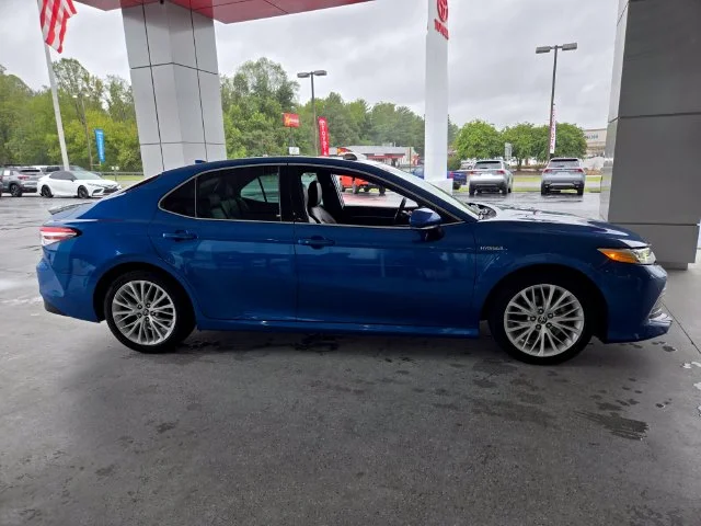 Used 2020 Blue Toyota XLE image 8