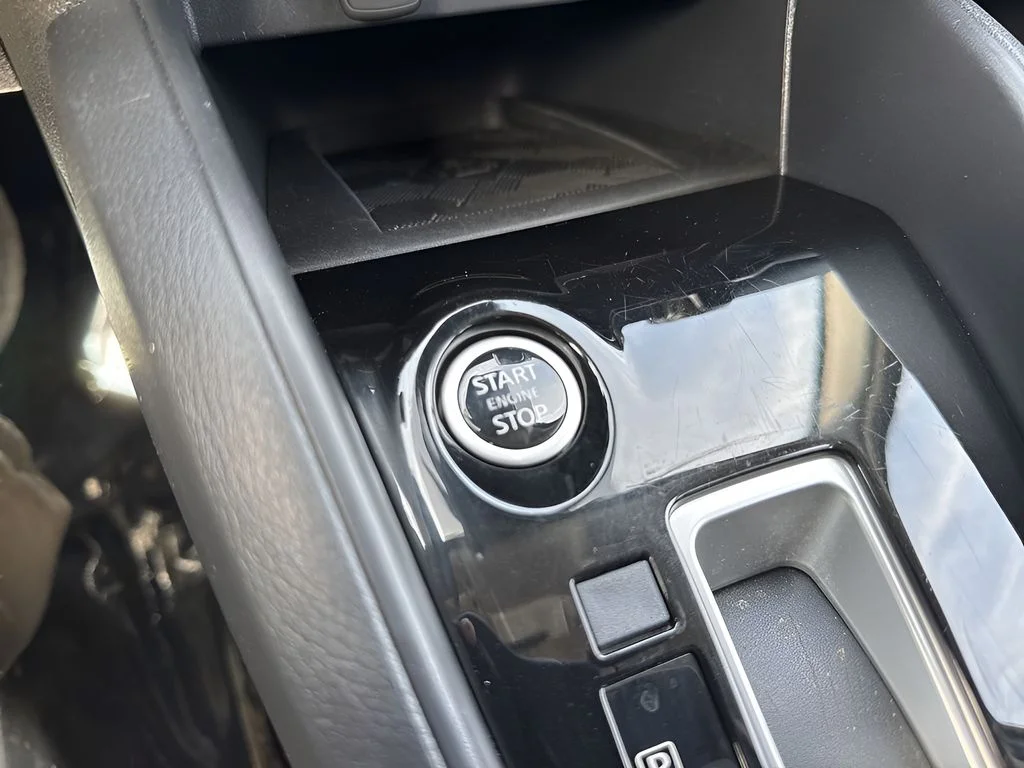 Used 2025 Gray Nissan 1.6 SV image 19