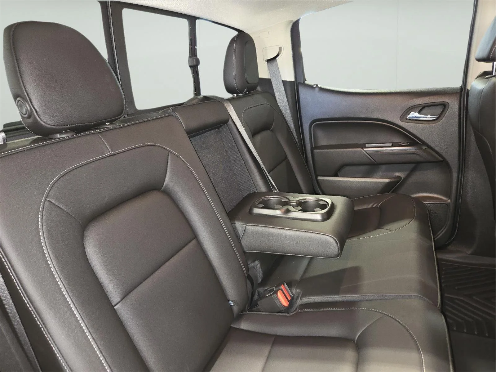Used 2022 Sand Dune Metallic Chevrolet 4WD ZR2 image 37