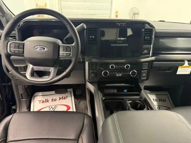 New 2026 Agate Black Metallic Ford F-250® Lariat® image 39