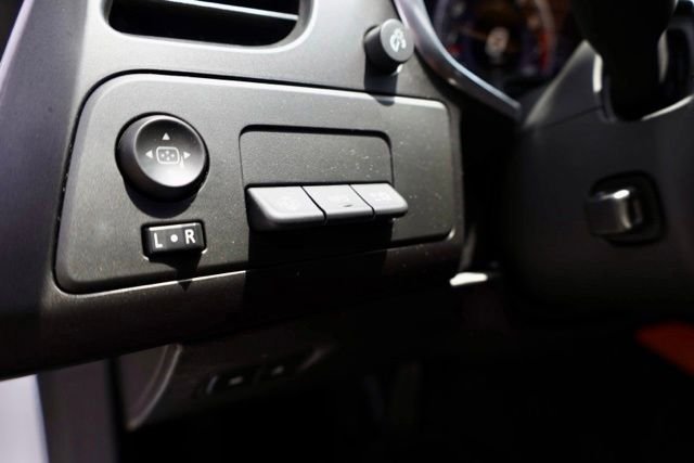 Used 2016 White Chevrolet Z06 image 18