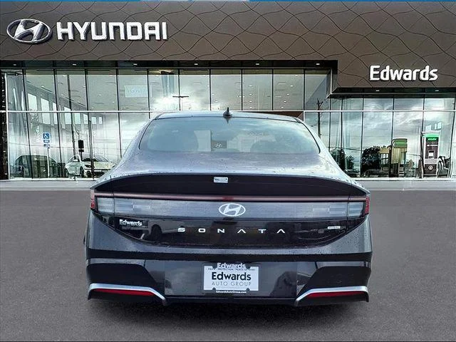 New 2026 Black Hyundai SEL Sport image 5