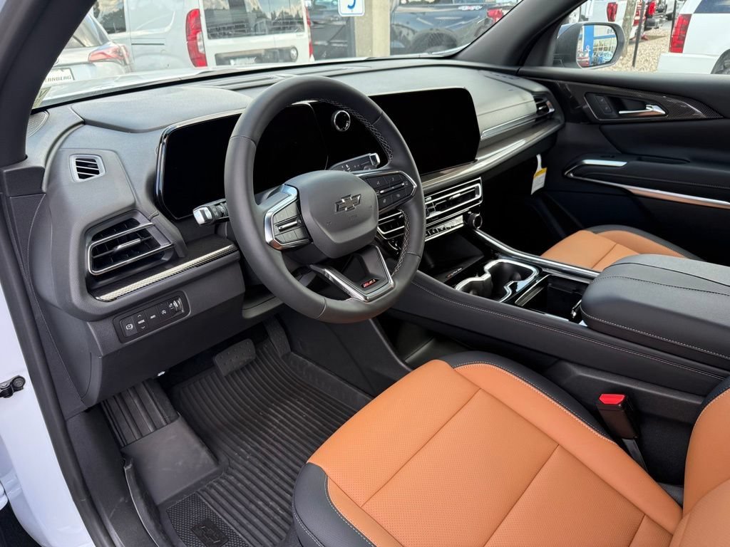 2027 Chevrolet Traverse Z71 - Photo 18