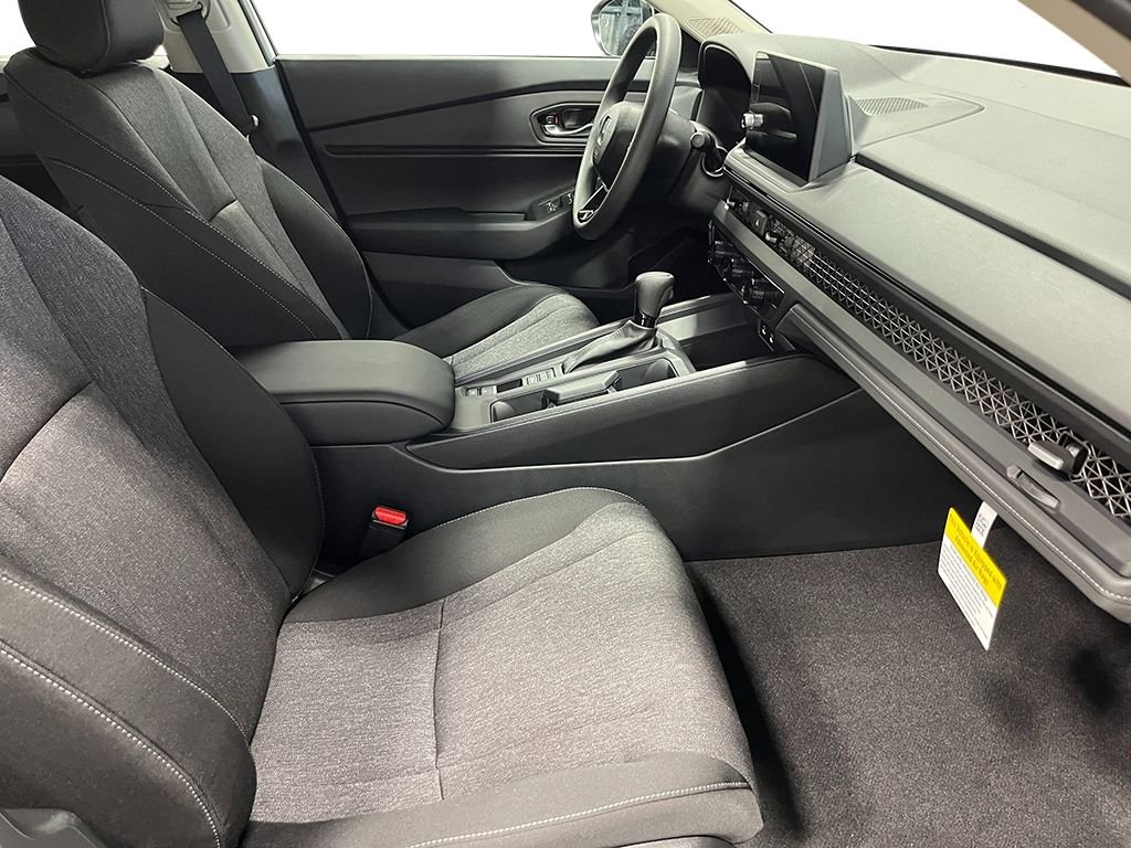 New 2026 Meteorite Gray Metallic Honda SE image 27