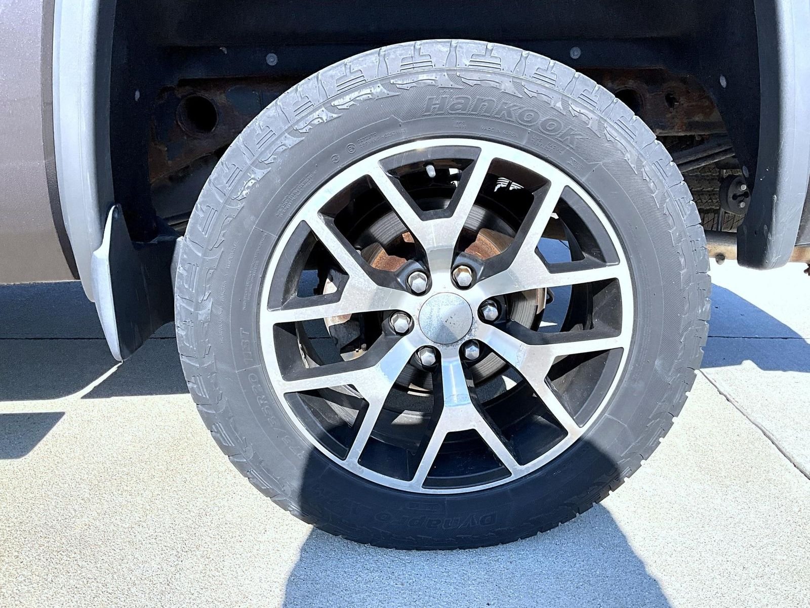 Used 2016 Gray GMC Denali image 25