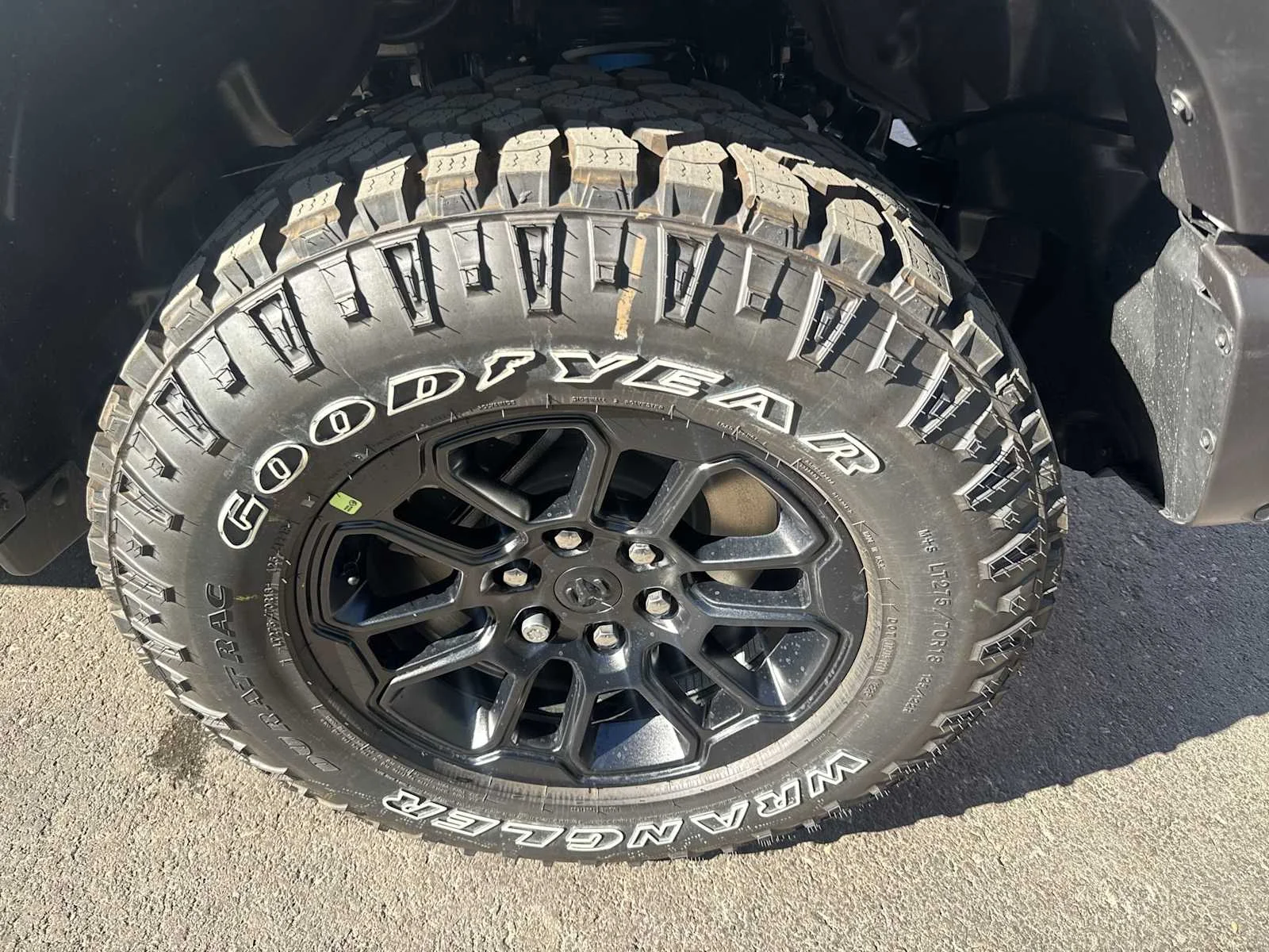 New 2026 Bright White Clear-Coat Exterior Paint RAM Rebel image 12