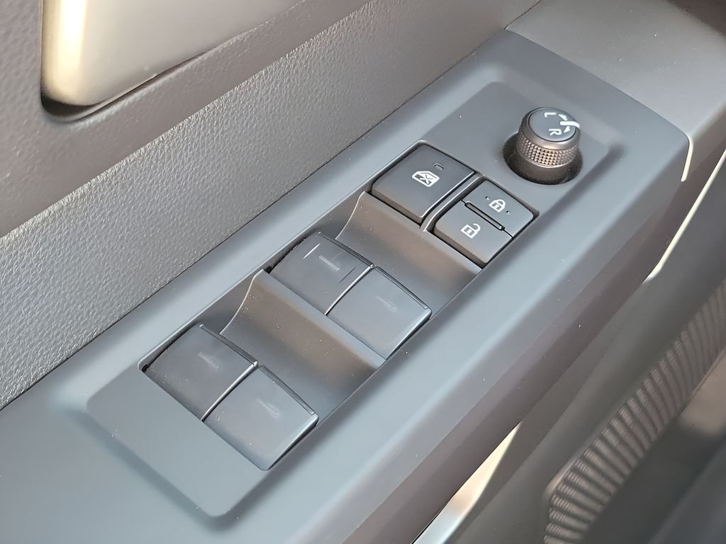 2026 Toyota Tundra SR5 - Photo 33