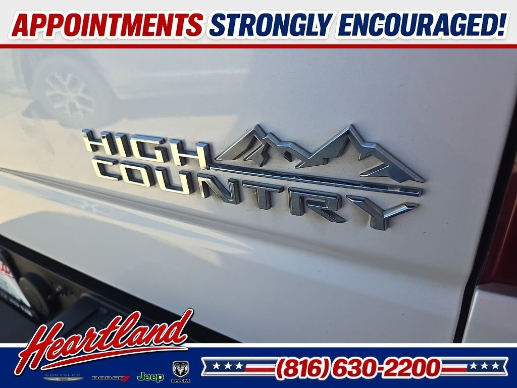 Used 2019 Beige Chevrolet High Country image 25