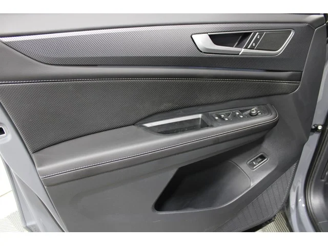 New 2026 Pure Gray Volkswagen 2.0T SEL R-Line Black image 6