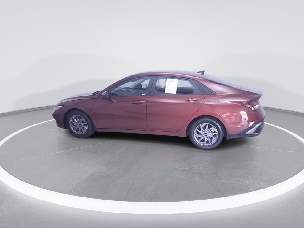 2024 Hyundai Elantra SEL - Photo 7