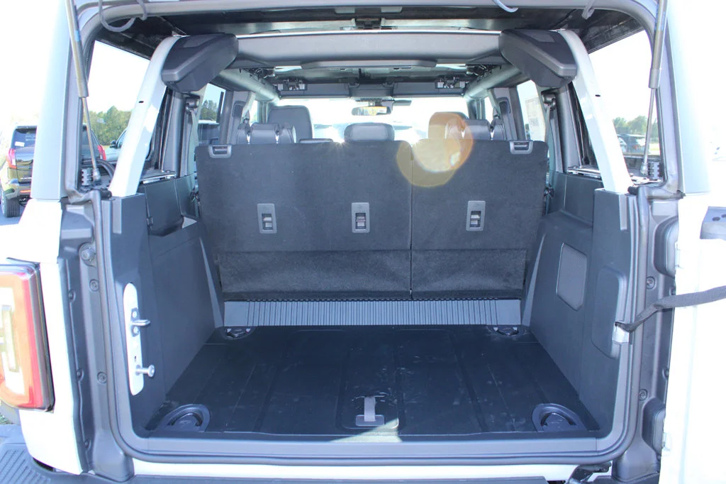 New 2026 Avalanche Gray Ford Badlands® image 14